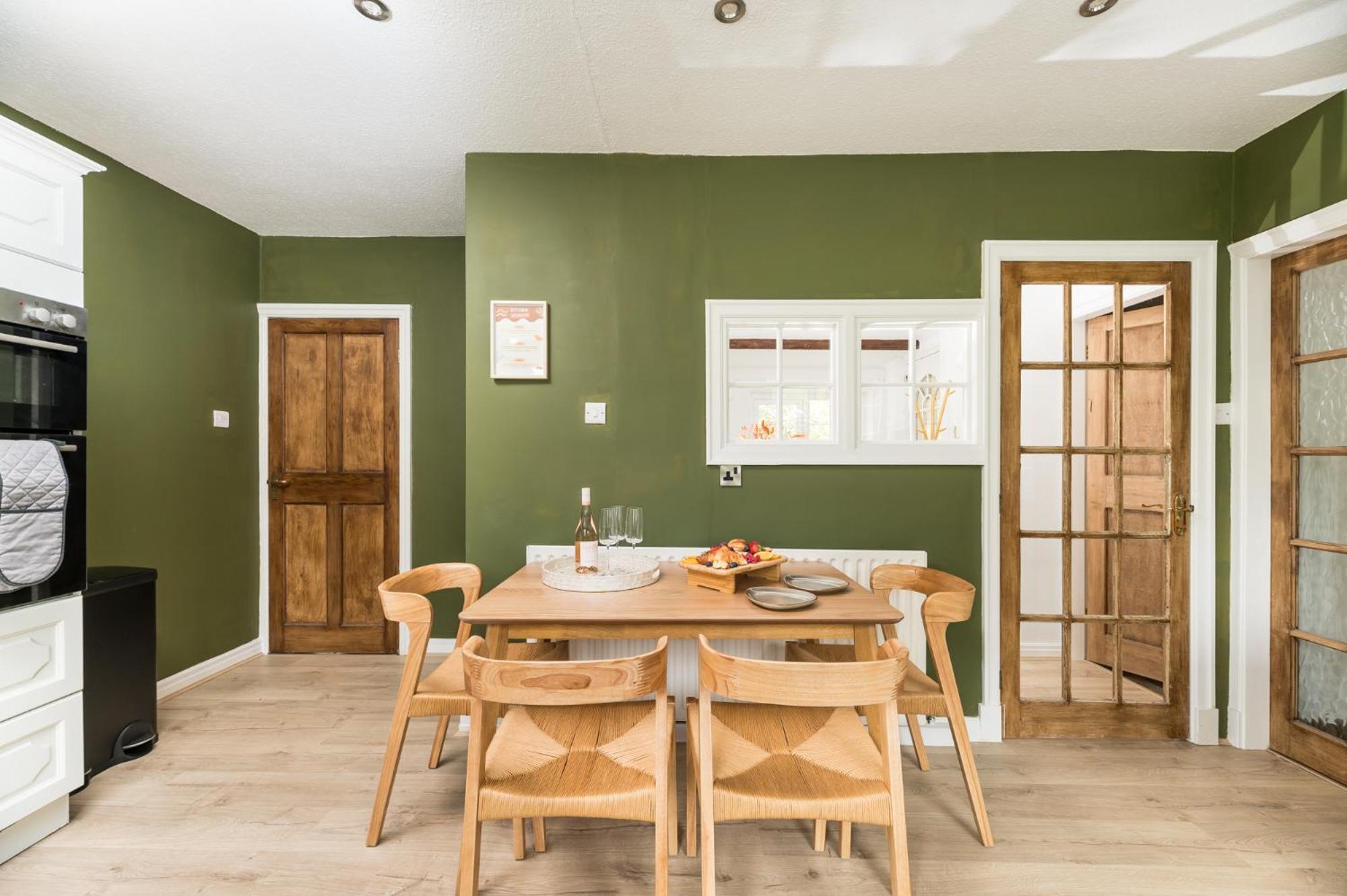 Central Malham Wellbeing Escape With Hot Tub Sleeps 8 Екстериор снимка
