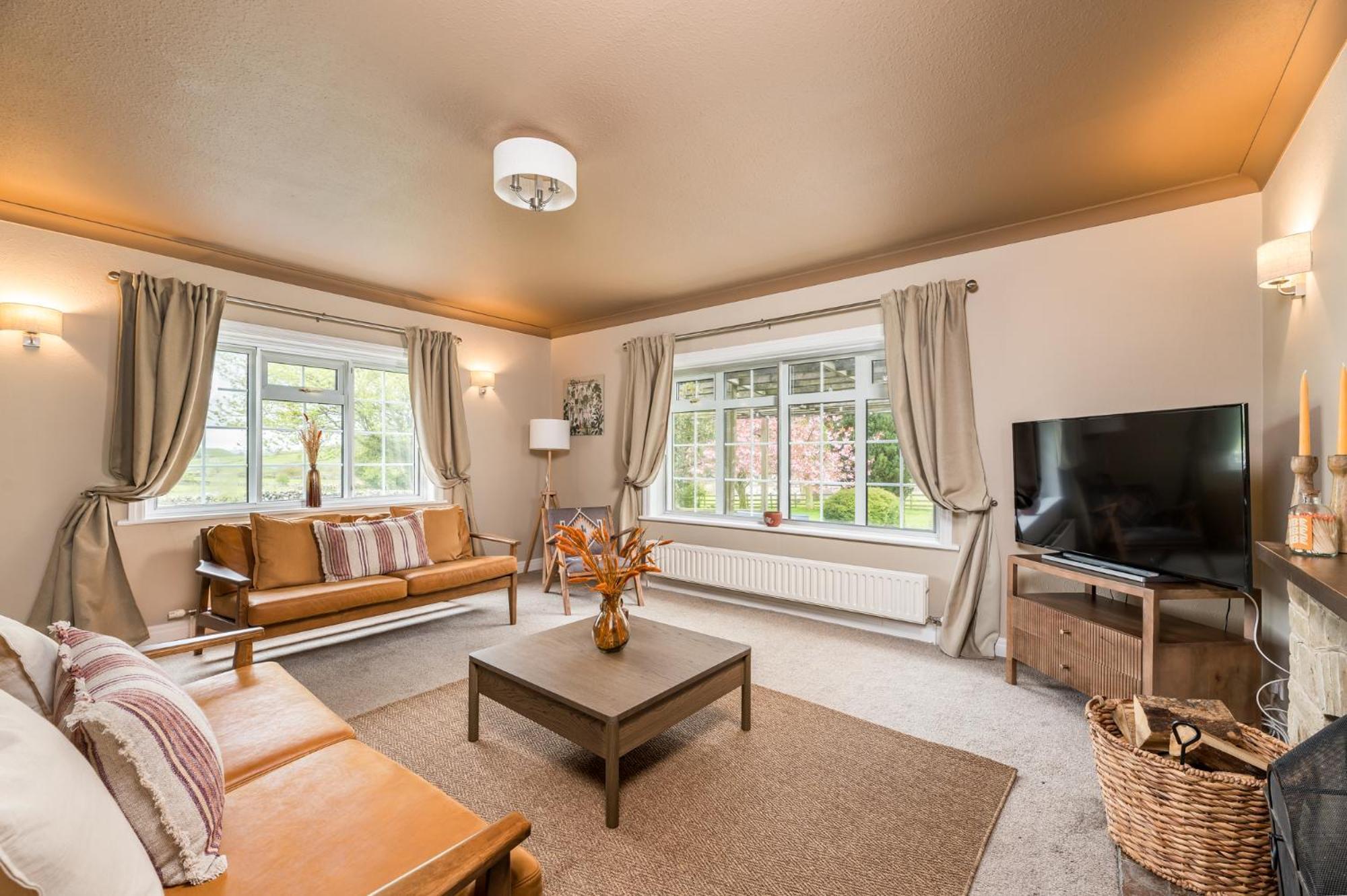 Central Malham Wellbeing Escape With Hot Tub Sleeps 8 Екстериор снимка
