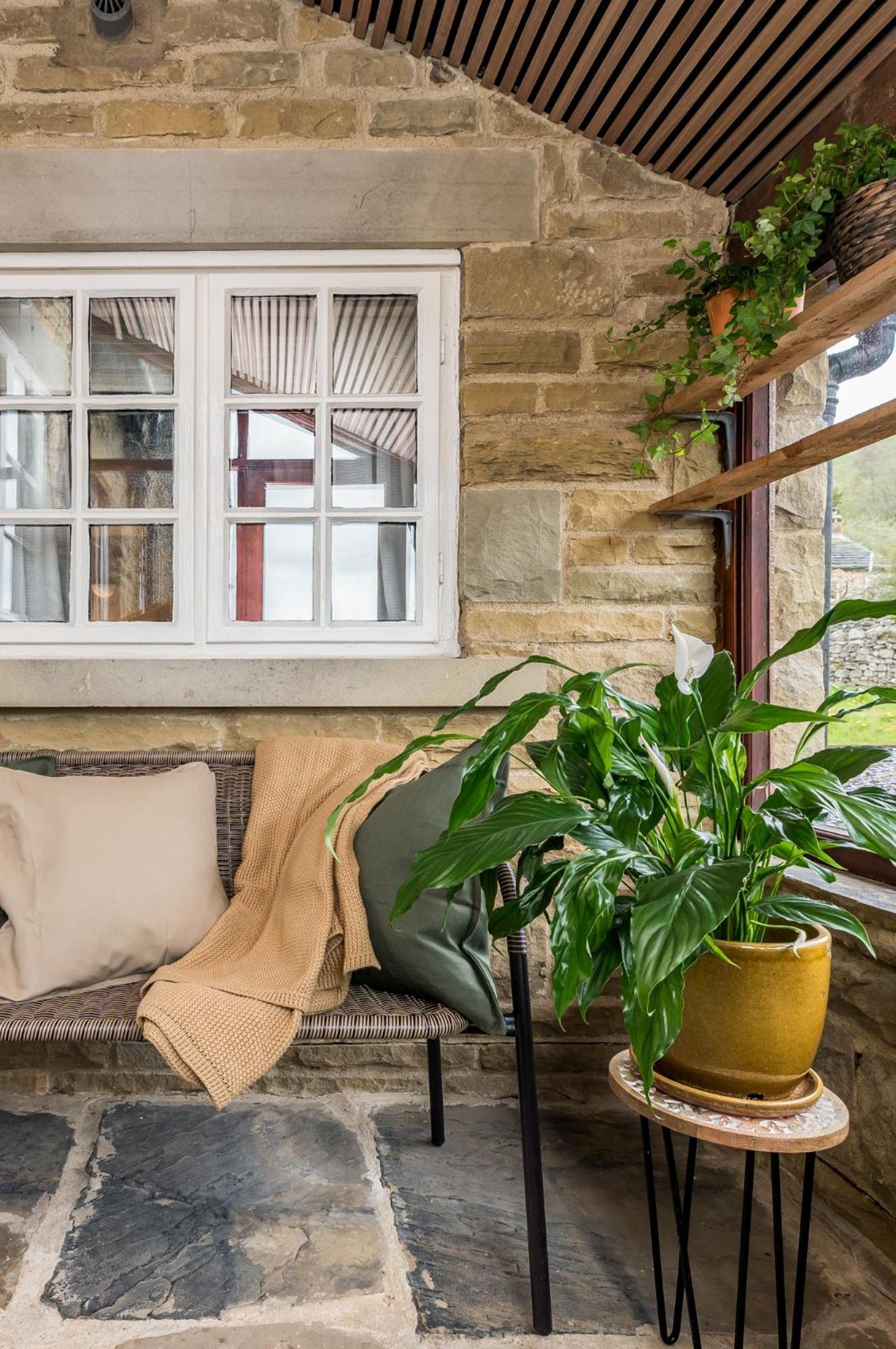 Central Malham Wellbeing Escape With Hot Tub Sleeps 8 Екстериор снимка