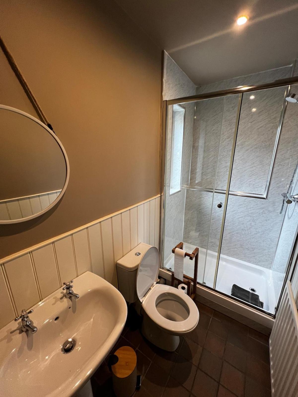 Central Malham Wellbeing Escape With Hot Tub Sleeps 8 Екстериор снимка